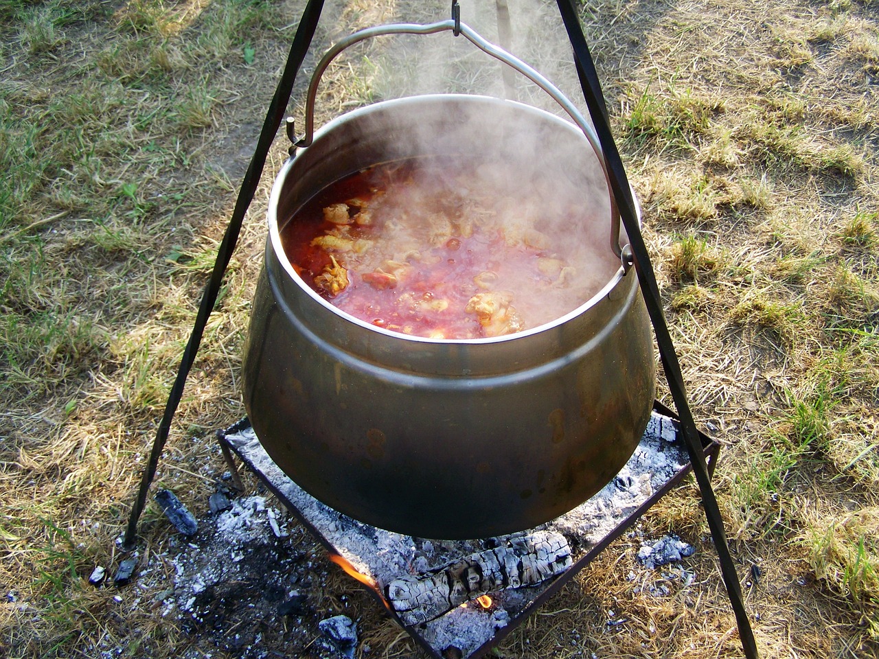 Az eredeti halebéd. Sok kecsege, elég ponty, kevés harcsa